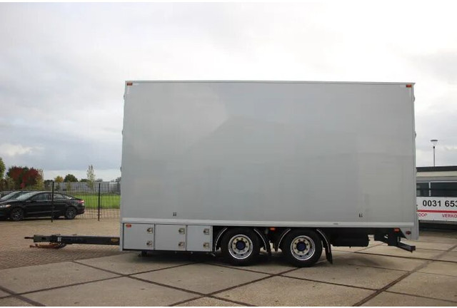 DRACO Middenas aanhangwagen bloemen / planten verkoopwagen - Closed box trailer: picture 2 DRACO Middenas aanhangwagen bloemen / planten verkoopwagen - Closed box trailer: picture 2