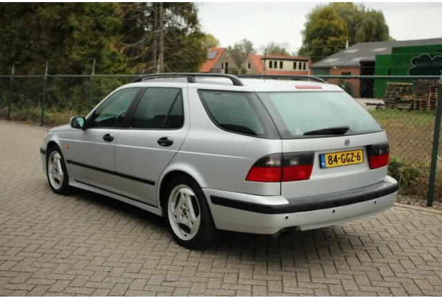 Saab 9-5 AERO 2.3 TURBO 230 HP YOUNGTIMER - Car: picture 3 Saab 9-5 AERO 2.3 TURBO 230 HP YOUNGTIMER - Car: picture 3