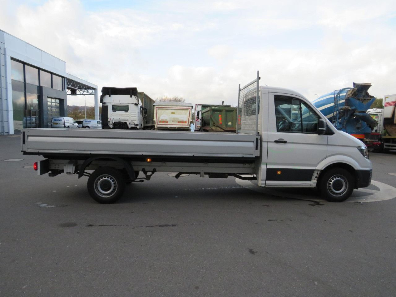 Open body delivery van Volkswagen Crafter 35 L4 EK Pritsche Euro6 Klima AHK ZV: picture 7