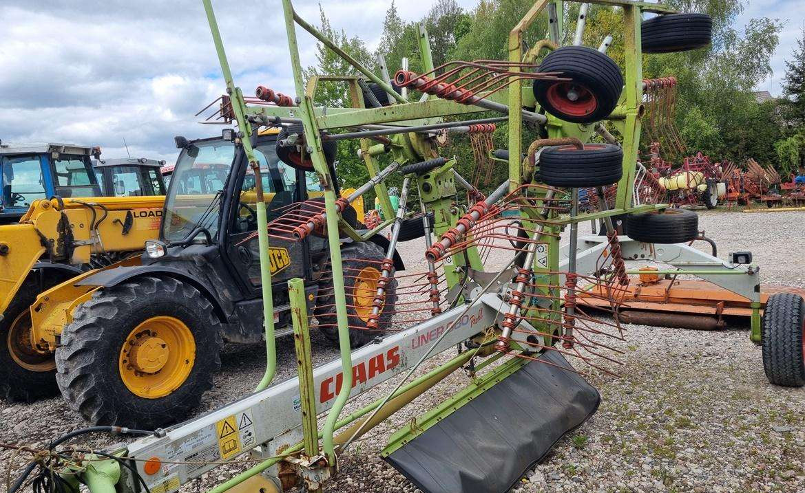 Claas Liner 680 - Tedder/ Rake: picture 2 Claas Liner 680 - Tedder/ Rake: picture 2