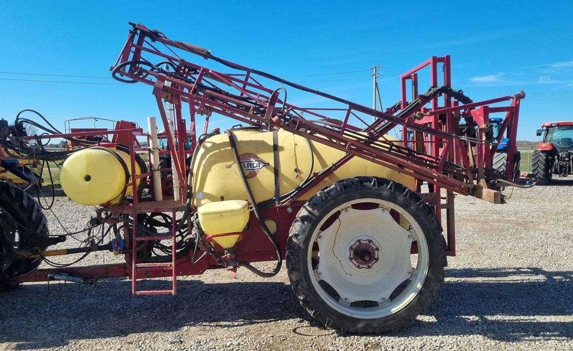 Hardi TZY 2500 - Sprayer: picture 3 Hardi TZY 2500 - Sprayer: picture 3