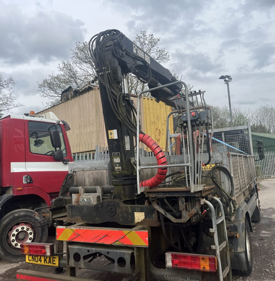Mercedes Atego 1623 4x2 Rigid - Dropside/ Flatbed truck, Crane truck: picture 3 Mercedes Atego 1623 4x2 Rigid - Dropside/ Flatbed truck, Crane truck: picture 3