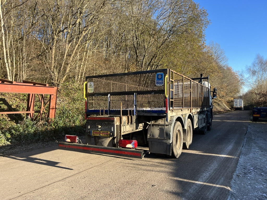 Scania P400 8x4 Rigid - Dropside/ Flatbed truck: picture 5 Scania P400 8x4 Rigid - Dropside/ Flatbed truck: picture 5