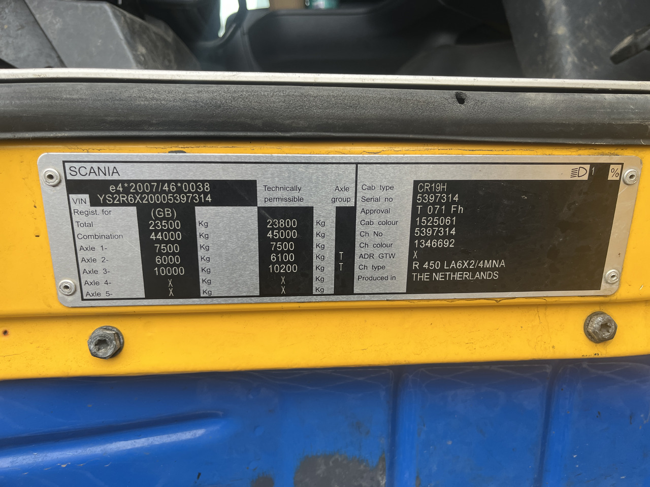 Scania R450 - Tractor unit: picture 5 Scania R450 - Tractor unit: picture 5