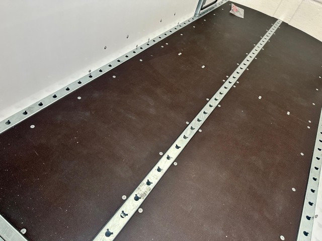 New Closed box trailer Brian James Box Van 600-3516-27-2-12-B, 3690 x 1580 mm, 2,7 to.: picture 7 New Closed box trailer Brian James Box Van 600-3516-27-2-12-B, 3690 x 1580 mm, 2,7 to.: picture 7