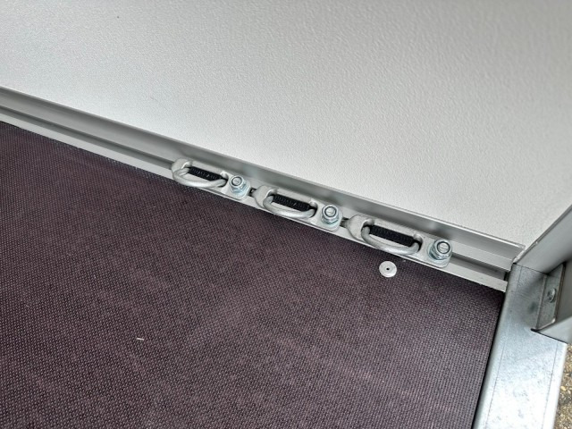 New Closed box trailer Humbaur Koffer HK 254018-20P FlexZurr, 2,5 to. 4060x1770x2000mm: picture 8 New Closed box trailer Humbaur Koffer HK 254018-20P FlexZurr, 2,5 to. 4060x1770x2000mm: picture 8