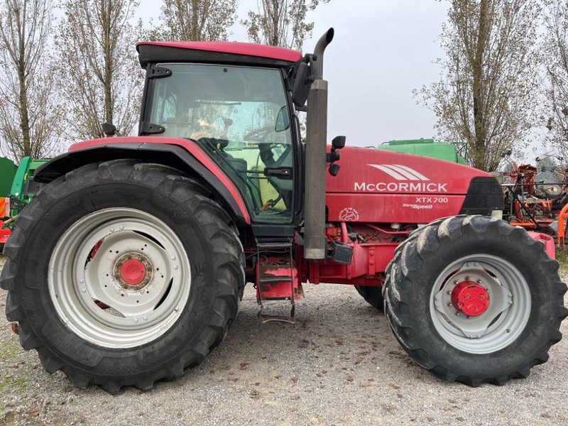 MCCORMICK XTX 200 - Farm tractor: picture 4 MCCORMICK XTX 200 - Farm tractor: picture 4