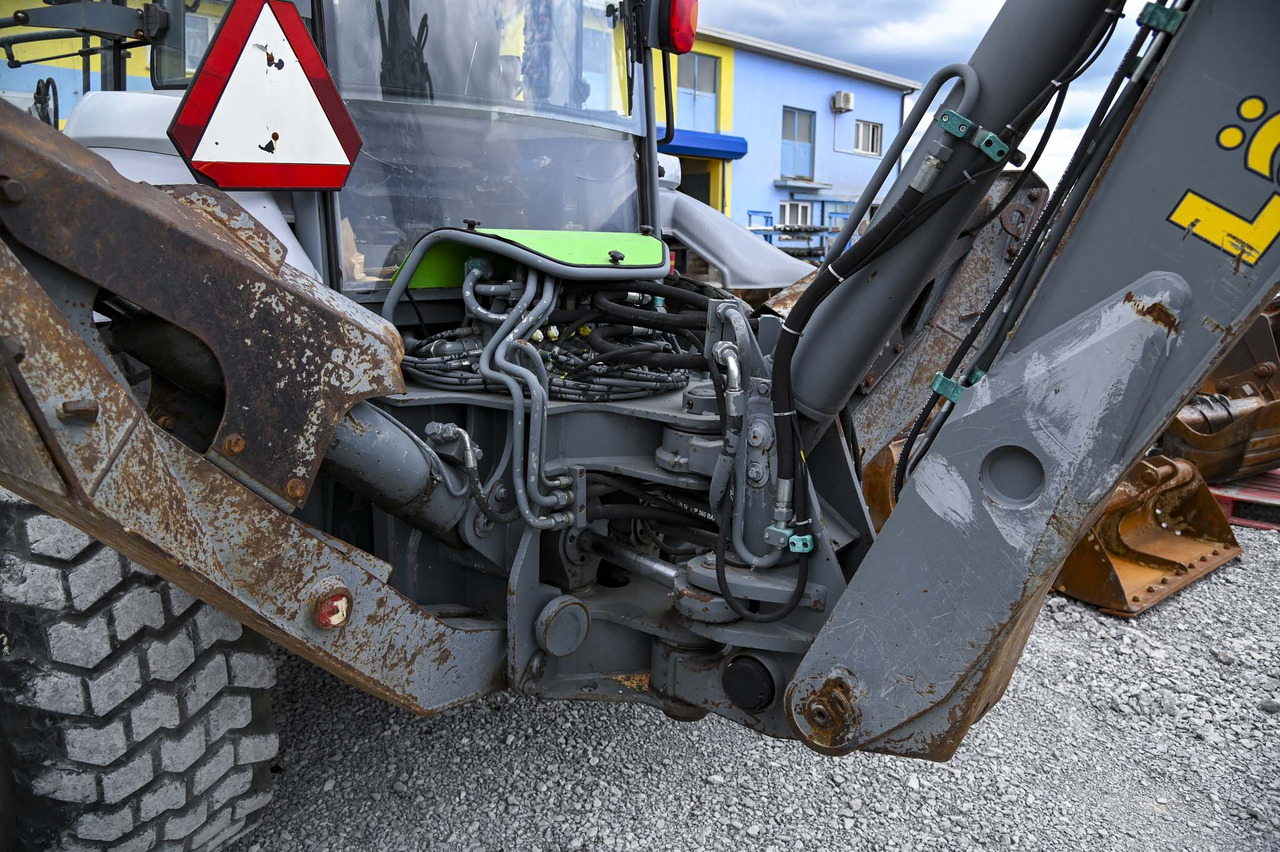 Backhoe loader Lännen 8600E: picture 39