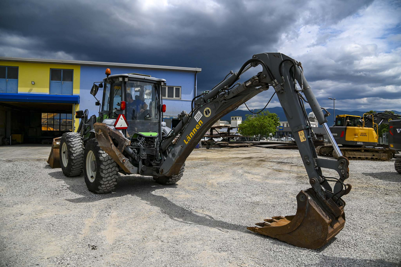 Backhoe loader Lännen 8600E: picture 5