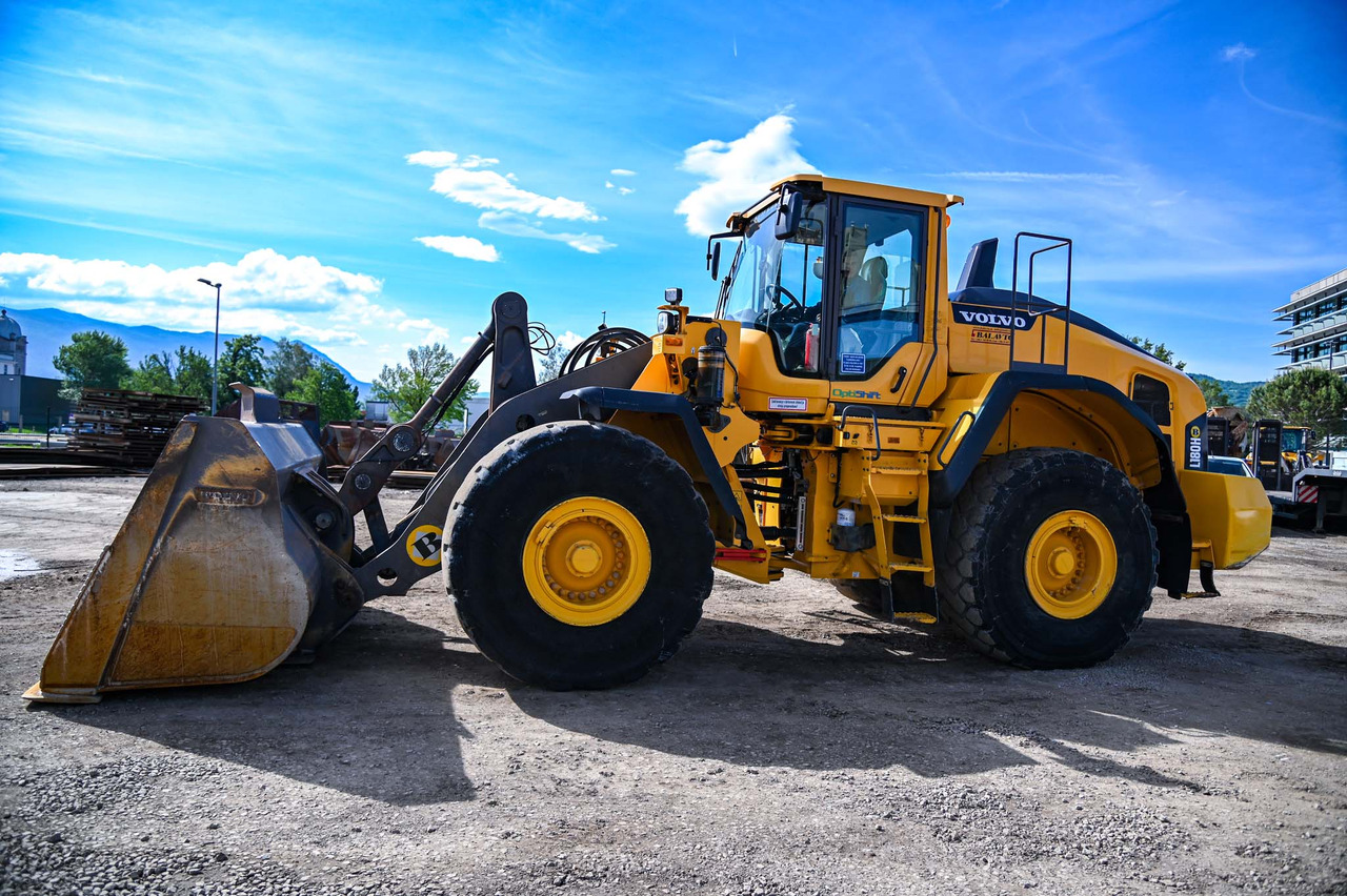 VOLVO L180H - Wheel loader: picture 2 VOLVO L180H - Wheel loader: picture 2