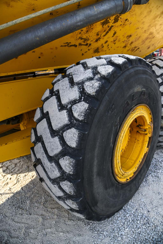Articulated dumper Volvo A25F: picture 47