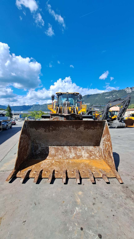 Wheel loader Volvo L150H: picture 19