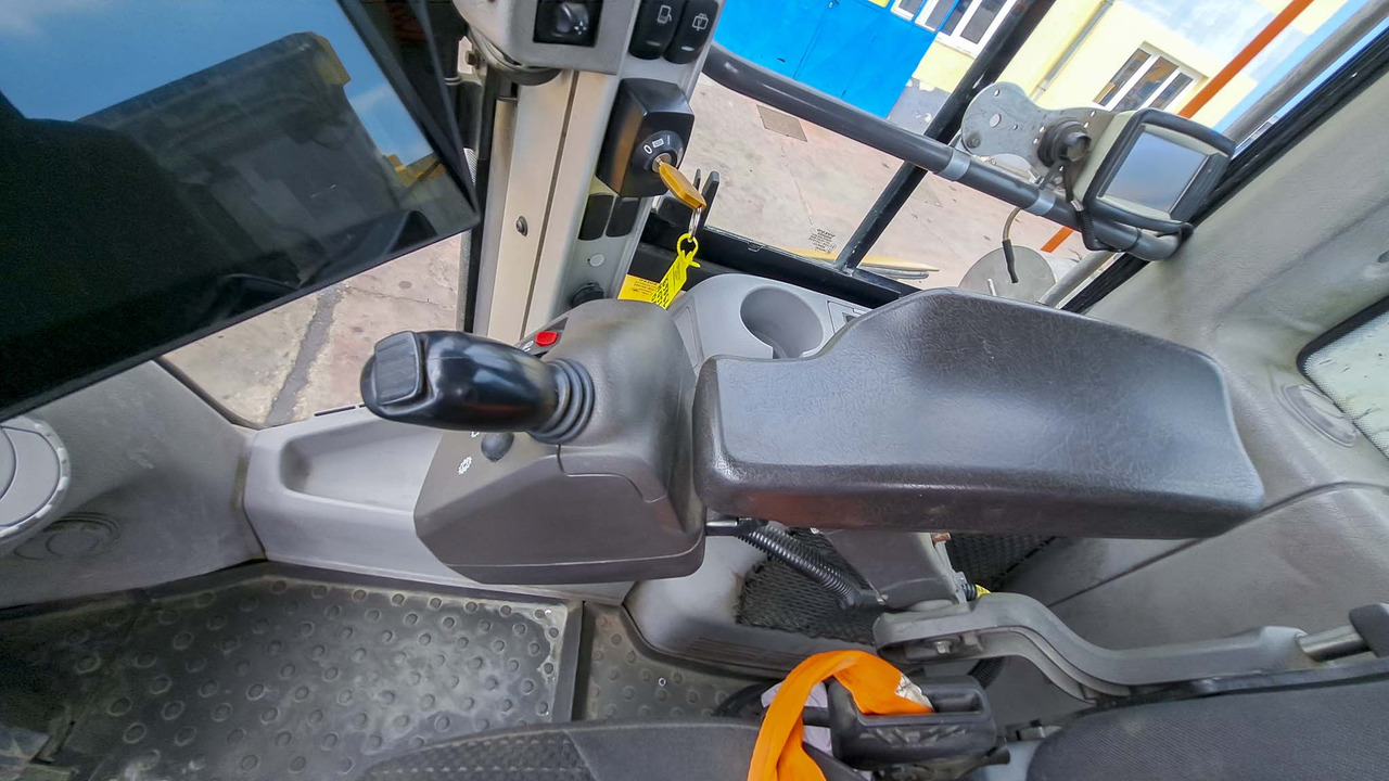 Wheel loader Volvo L150H: picture 47