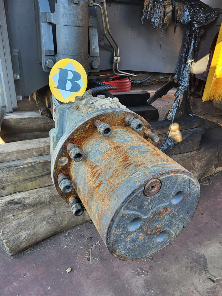 Volvo front axle 14624164 - Front axle for Excavator: picture 1 Volvo front axle 14624164 - Front axle for Excavator: picture 1