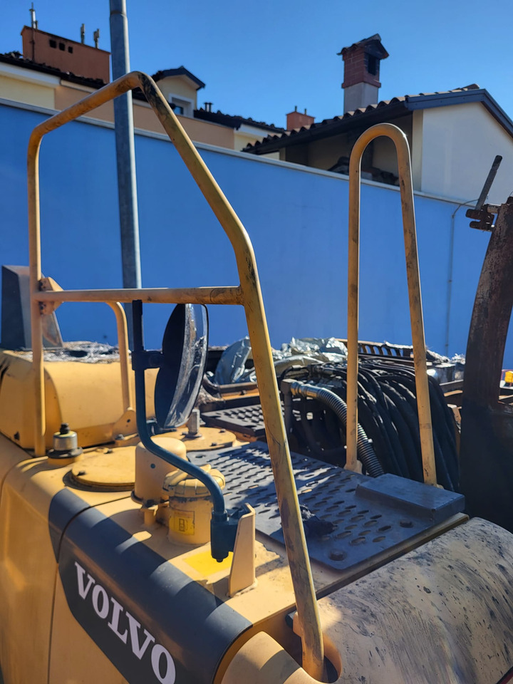 Volvo hand rail 14625741 - Cab and interior for Excavator: picture 1 Volvo hand rail 14625741 - Cab and interior for Excavator: picture 1