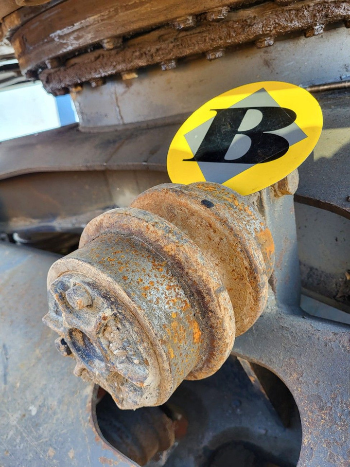 Volvo rollers 14573180 - Track roller for Excavator: picture 4 Volvo rollers 14573180 - Track roller for Excavator: picture 4