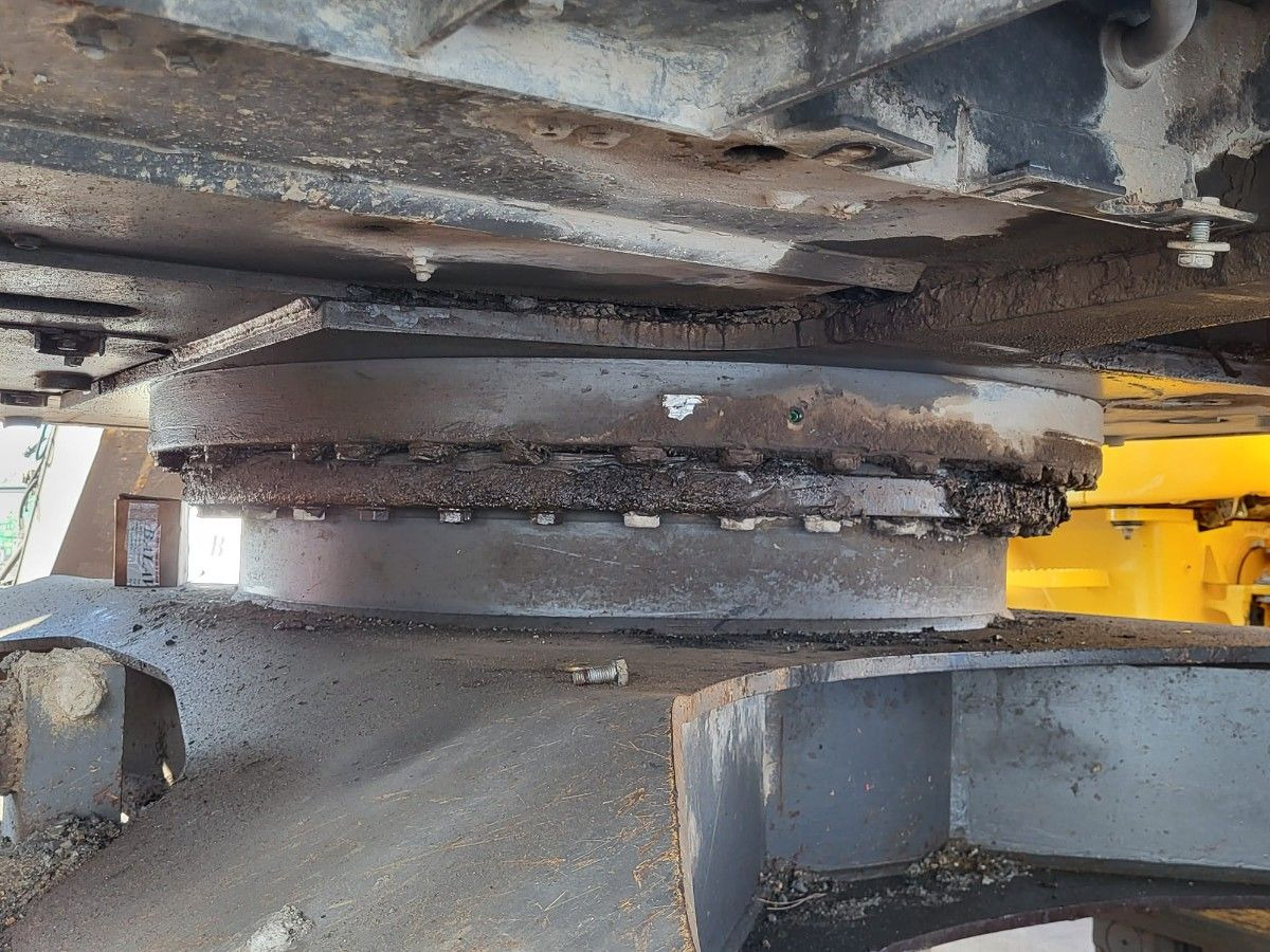 Volvo slewing ring 14577178 - Slewing ring for Excavator: picture 3 Volvo slewing ring 14577178 - Slewing ring for Excavator: picture 3