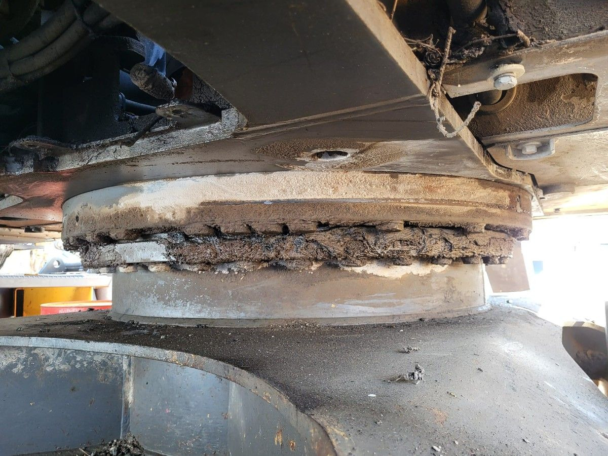 Volvo slewing ring 14577178 - Slewing ring for Excavator: picture 2 Volvo slewing ring 14577178 - Slewing ring for Excavator: picture 2