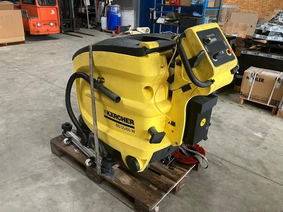 Kärcher BD 55/60W Putzmaschine Akku defekt, Teileträger - Scrubber dryer: picture 1 Kärcher BD 55/60W Putzmaschine Akku defekt, Teileträger - Scrubber dryer: picture 1