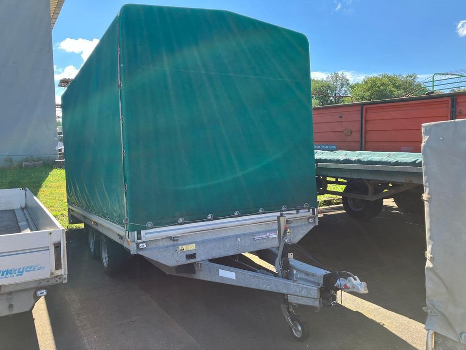 Saris C3500 PKW Anhänger Plane, Spriegel, Rampen 3,5t - Curtainsider trailer: picture 1 Saris C3500 PKW Anhänger Plane, Spriegel, Rampen 3,5t - Curtainsider trailer: picture 1