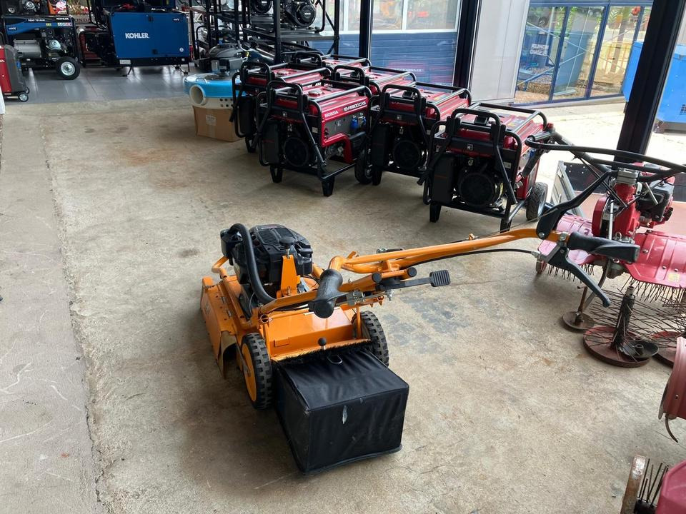 Wildkrautbürste AS 50 Weed Hex Unkrautbürste - Garden equipment: picture 2 Wildkrautbürste AS 50 Weed Hex Unkrautbürste - Garden equipment: picture 2