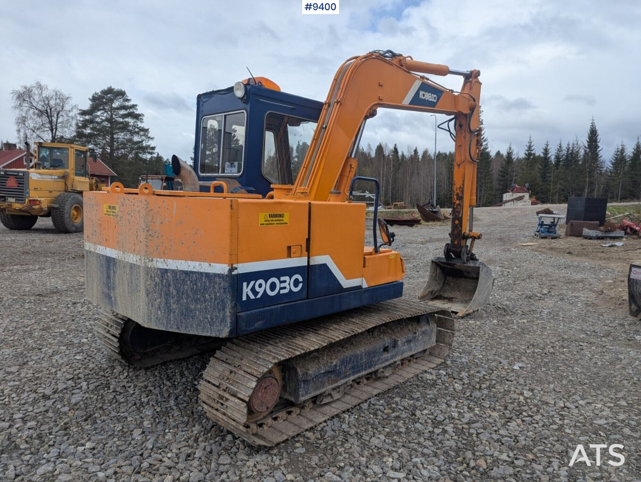Excavator Kobelco K903C with buckets (see video) - Crawler excavator: picture 5 Excavator Kobelco K903C with buckets (see video) - Crawler excavator: picture 5