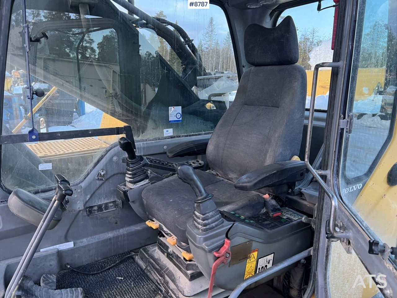 Excavator Volvo EC460 BLC - Crawler excavator: picture 5 Excavator Volvo EC460 BLC - Crawler excavator: picture 5