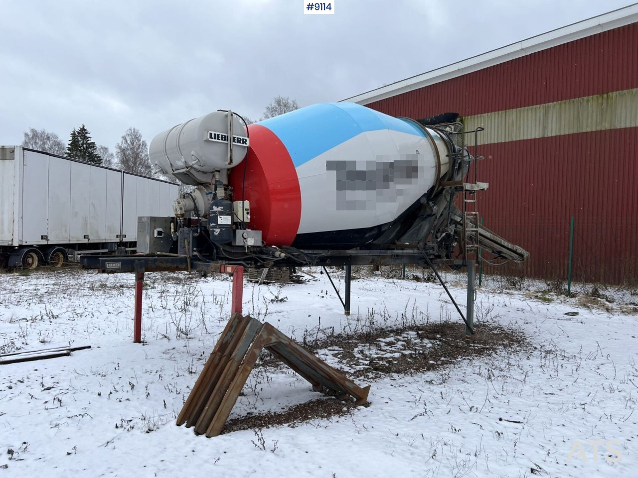 Liebherr Concrete Mixer at Laxoram - Concrete mixer drum: picture 1 Liebherr Concrete Mixer at Laxoram - Concrete mixer drum: picture 1