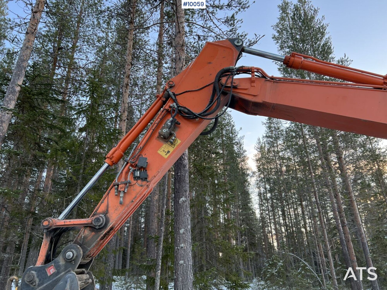 Other machinery Hitachi ZX210LC-3 Excavator with rotor and tooth bucket: picture 12