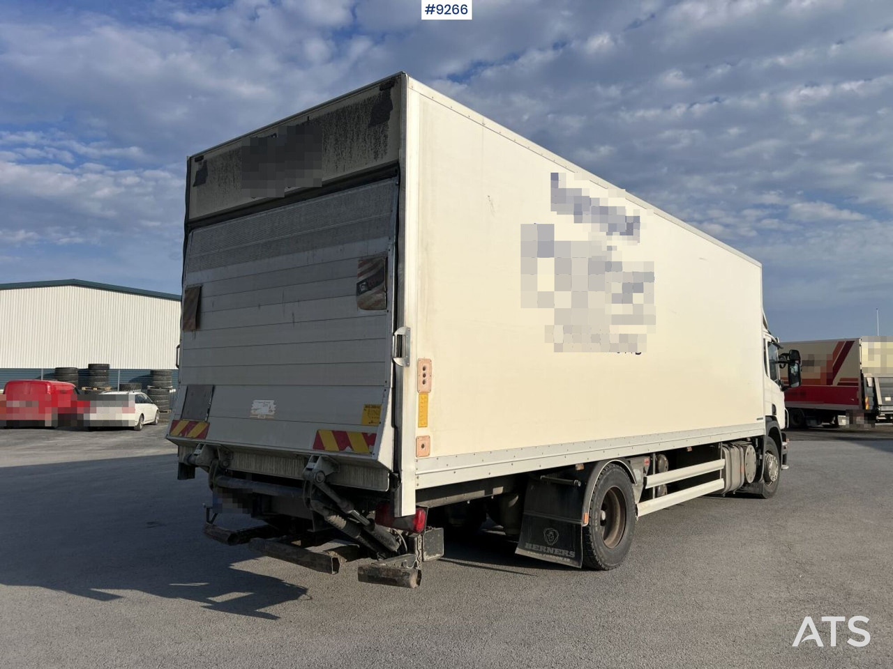 Scania P280 Van with tailgate lift - Box truck: picture 4 Scania P280 Van with tailgate lift - Box truck: picture 4