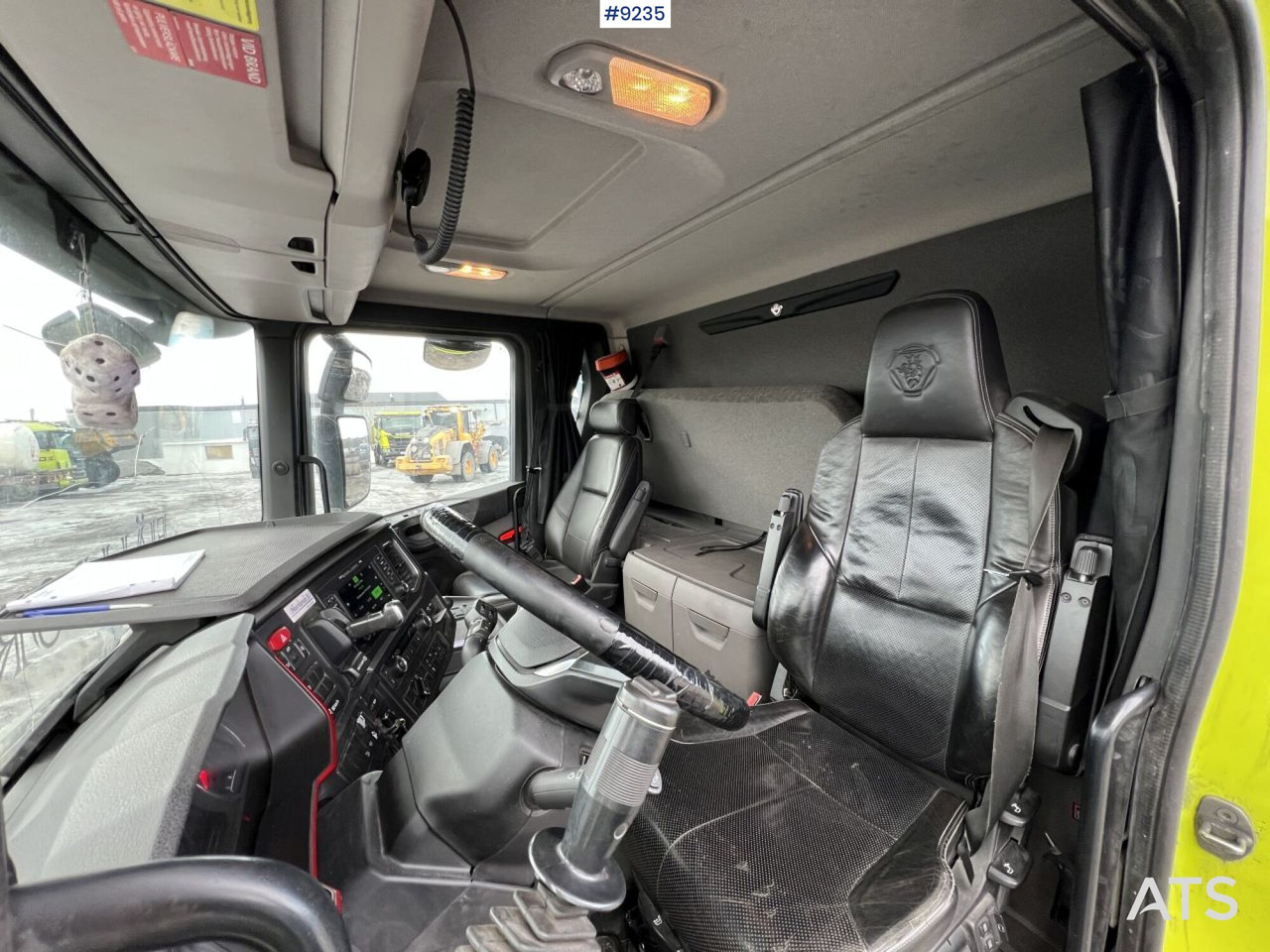 Interior photo 1: Tipper Scania R650 8X4 Tipper/Mining truck (VIDEO)