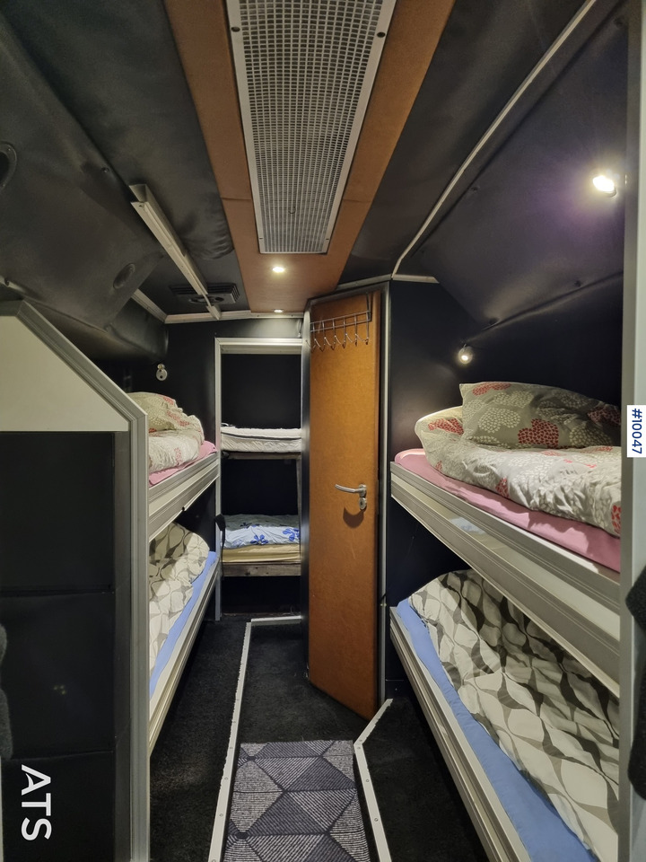 Camper van VOLVO B10M-70B Motorhome / Snowmobile bus with rear lift: picture 6 Camper van VOLVO B10M-70B Motorhome / Snowmobile bus with rear lift: picture 6