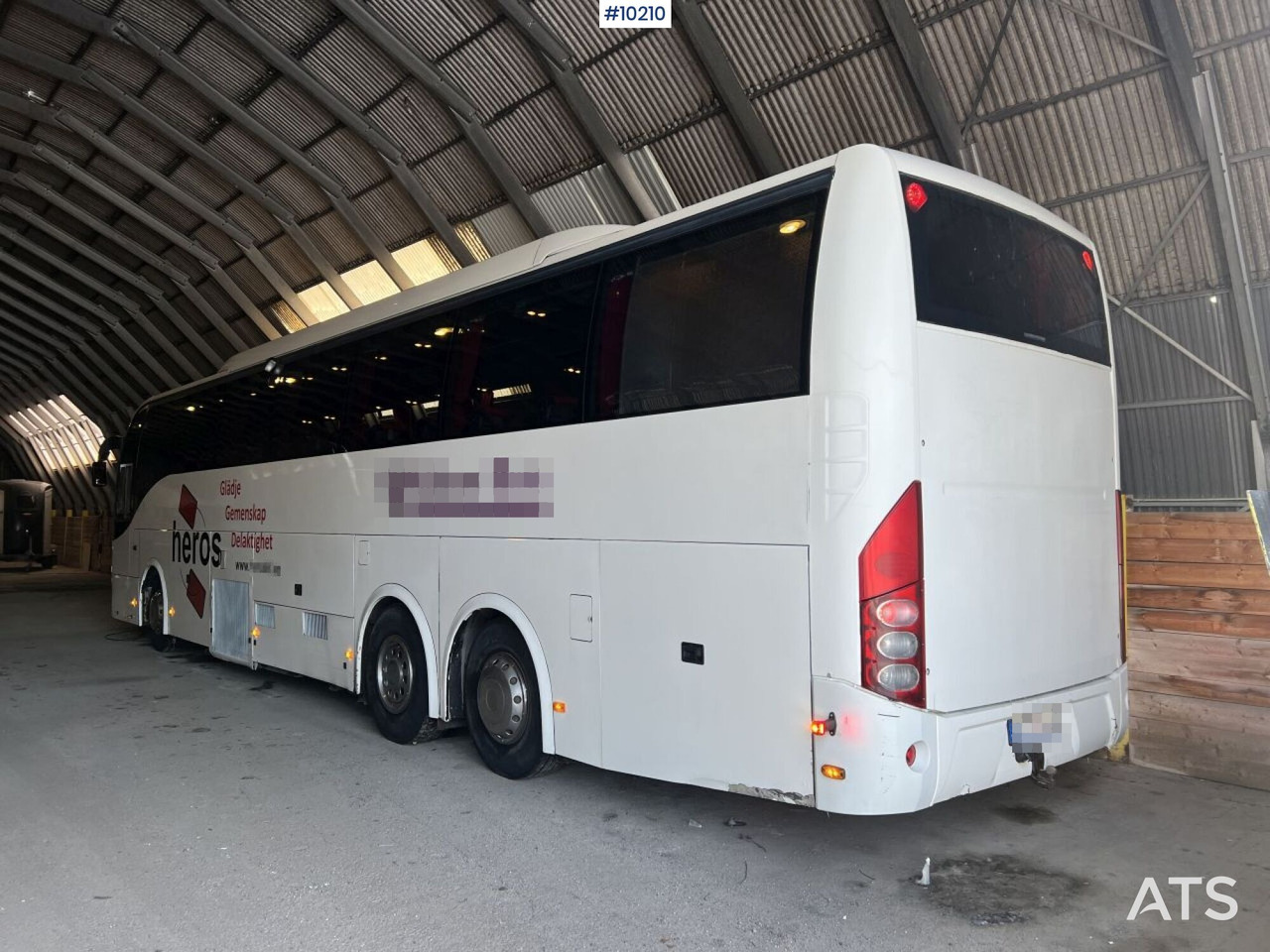 VOLVO B12M 6X2 9700HD Handikappanpassad buss - Coach: picture 2 VOLVO B12M 6X2 9700HD Handikappanpassad buss - Coach: picture 2