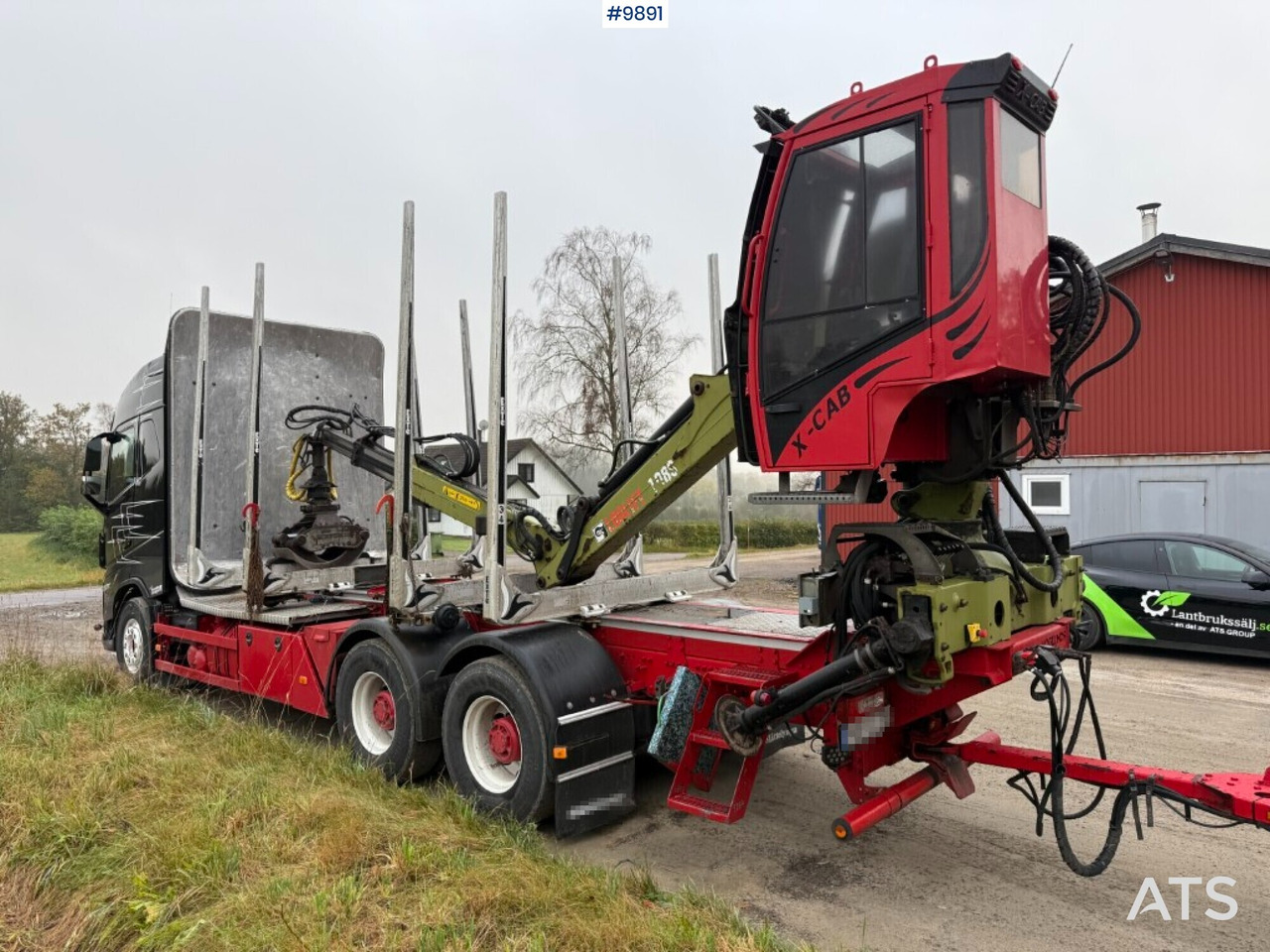 Volvo FH64 R Timber truck, trailer and crane - Logging truck, Crane truck: picture 3 Volvo FH64 R Timber truck, trailer and crane - Logging truck, Crane truck: picture 3