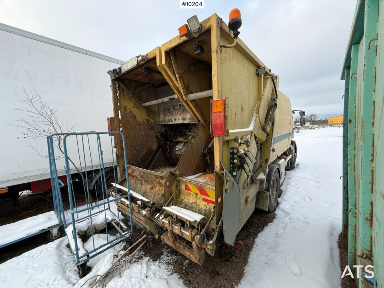 Volvo FL 240 garbage truck - Garbage truck: picture 4 Volvo FL 240 garbage truck - Garbage truck: picture 4