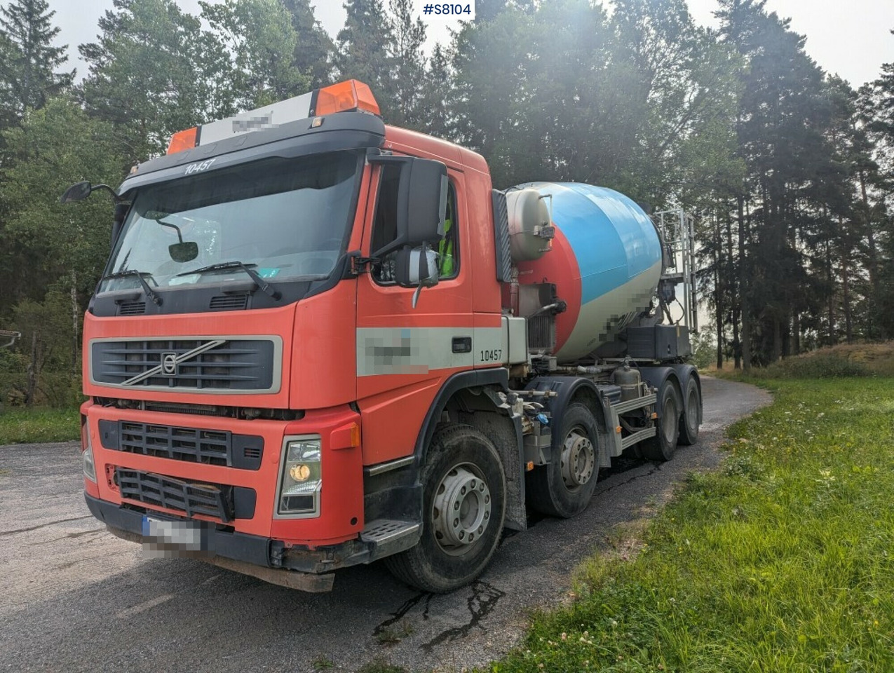 Volvo FM400 8X4 Mixer Truck SEE VIDEO - Concrete mixer truck: picture 1 Volvo FM400 8X4 Mixer Truck SEE VIDEO - Concrete mixer truck: picture 1