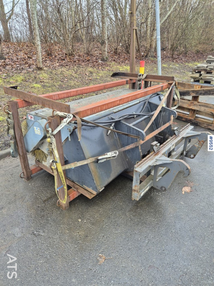 Wheel loader Wheel loader Wacker Neuson WL52 gears and tool stand: picture 7