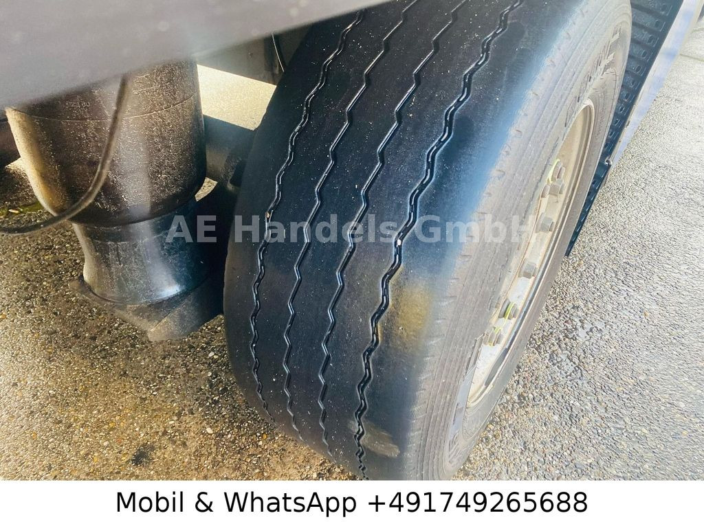 Refrigerator semi-trailer Krone SD *Carrier-Vector-1950/Doppelstock/+-30°/1.Lift Krone SD *Carrier-Vector-1950/Doppelstock/+-30°/1.Lift: picture 21 Refrigerator semi-trailer Krone SD *Carrier-Vector-1950/Doppelstock/+-30°/1.Lift Krone SD *Carrier-Vector-1950/Doppelstock/+-30°/1.Lift: picture 21