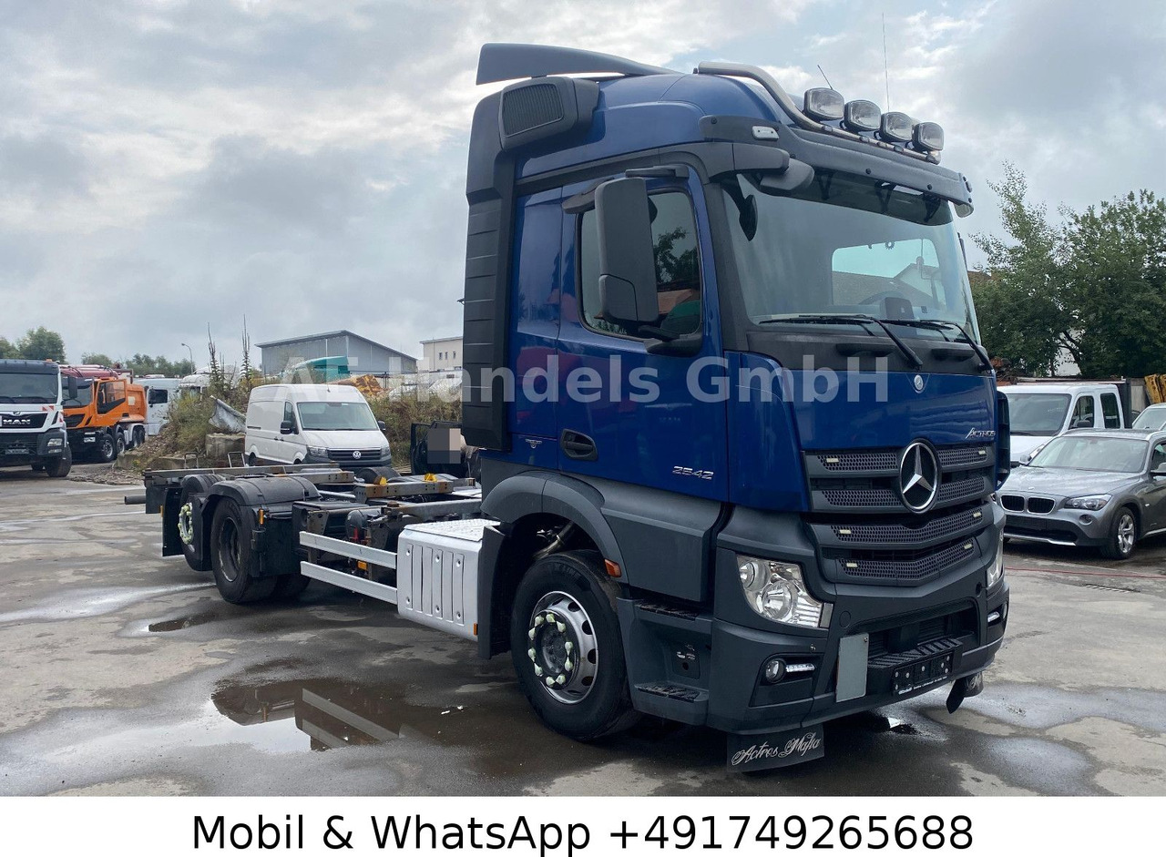 Mercedes-Benz Benz Actros IV 2542 L LL 6x2 *Retarder/Lift/LDW - Cab chassis truck: picture 1 Mercedes-Benz Benz Actros IV 2542 L LL 6x2 *Retarder/Lift/LDW - Cab chassis truck: picture 1