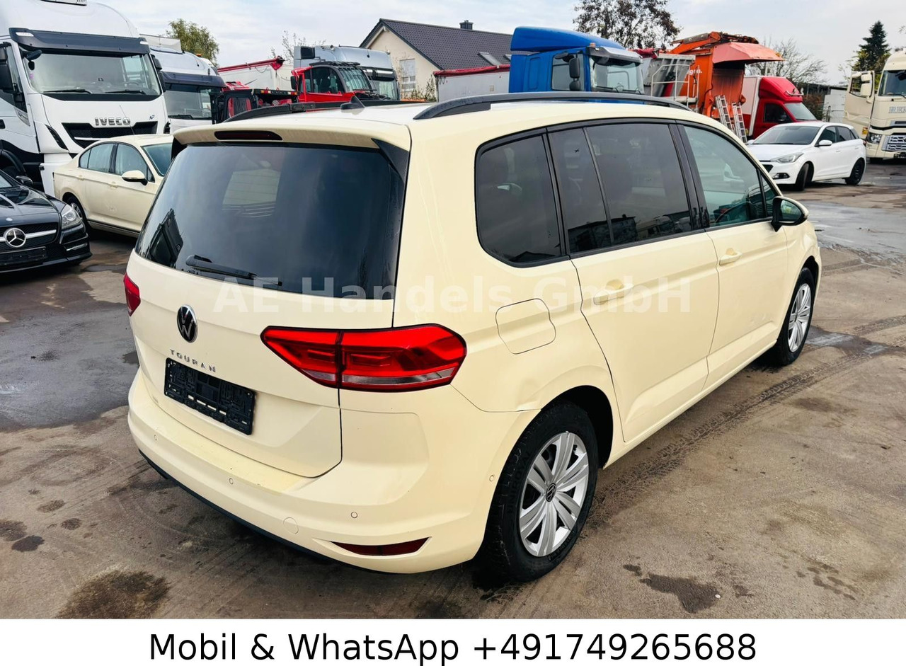 Volkswagen Touran 2.0 TDI DSG *7Sitzer/Eletr.Heckklape/Temp - Passenger van: picture 3 Volkswagen Touran 2.0 TDI DSG *7Sitzer/Eletr.Heckklape/Temp - Passenger van: picture 3