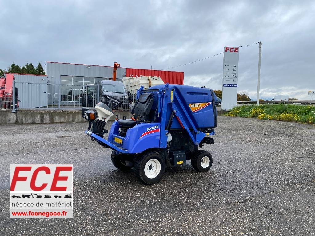 Iseki SF 235F 1er Main endommagée  - Mower: picture 1 Iseki SF 235F 1er Main endommagée  - Mower: picture 1