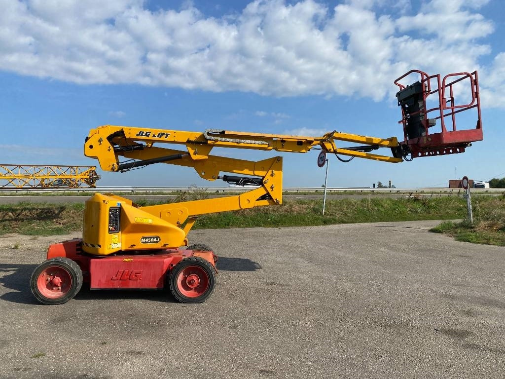 JLG M 450 AJ Hybr. Diesel elc. 15,7m - Articulated boom: picture 3 JLG M 450 AJ Hybr. Diesel elc. 15,7m - Articulated boom: picture 3