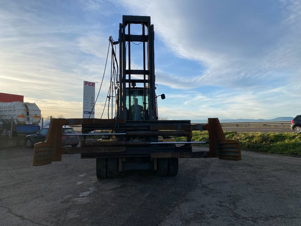 Yale GDP120DC-P4855 / DURWEN PBK a réparer - Material handling equipment: picture 4 Yale GDP120DC-P4855 / DURWEN PBK a réparer - Material handling equipment: picture 4