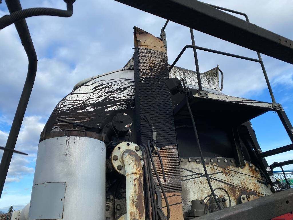 Asphalt distributor Mercedes-Benz ACTROS Mp2 2536/6x2 BVM -ACMAR CRAON Z12341: picture 27 Asphalt distributor Mercedes-Benz ACTROS Mp2 2536/6x2 BVM -ACMAR CRAON Z12341: picture 27