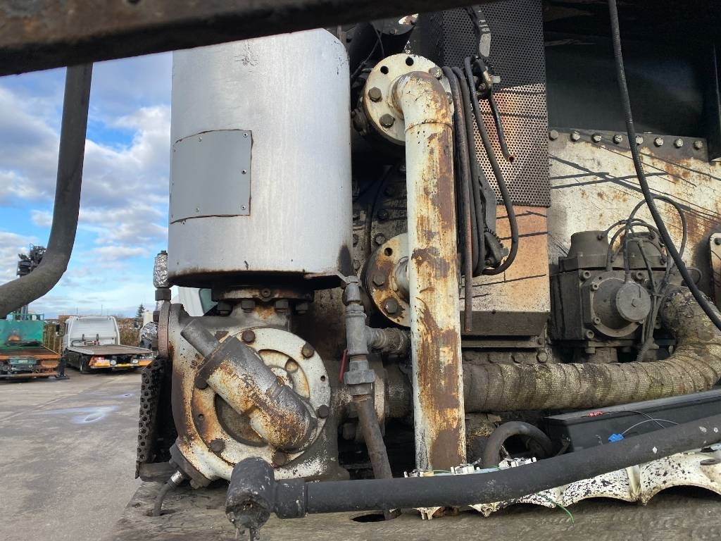 Asphalt distributor Mercedes-Benz ACTROS Mp2 2536/6x2 BVM -ACMAR CRAON Z12341: picture 26 Asphalt distributor Mercedes-Benz ACTROS Mp2 2536/6x2 BVM -ACMAR CRAON Z12341: picture 26