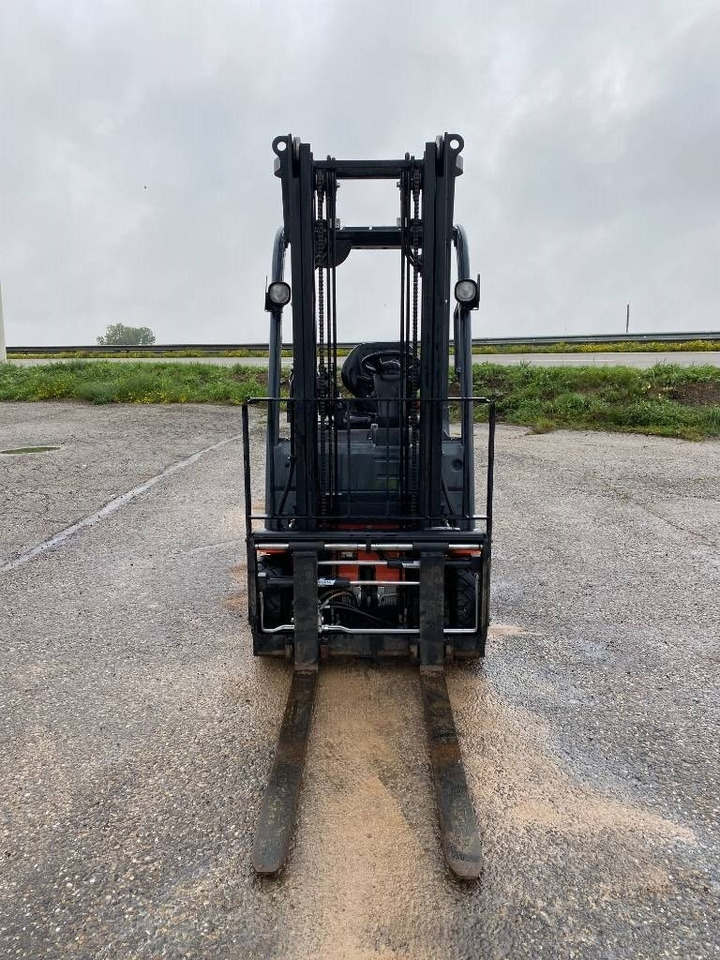 Toyota TRAIGO 48/16-8FBMK16T endommagé - Electric forklift: picture 2 Toyota TRAIGO 48/16-8FBMK16T endommagé - Electric forklift: picture 2