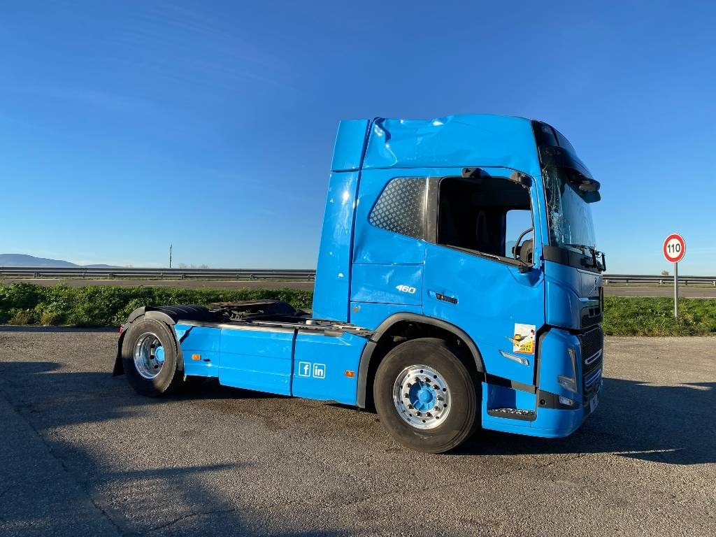 Volvo FM 460 / 1er Main endommagé - Tractor unit: picture 3 Volvo FM 460 / 1er Main endommagé - Tractor unit: picture 3