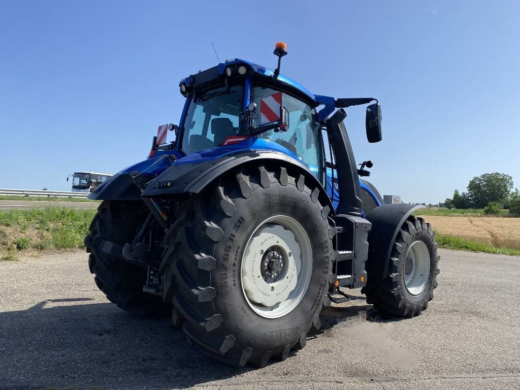 Valtra Q 285 Carte Grise Française 1er Main endommagé - Farm tractor: picture 4 Valtra Q 285 Carte Grise Française 1er Main endommagé - Farm tractor: picture 4