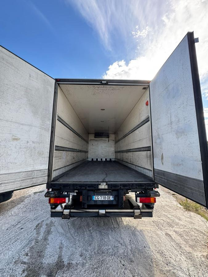Iveco Stralis 360 - Refrigerator truck: picture 5 Iveco Stralis 360 - Refrigerator truck: picture 5
