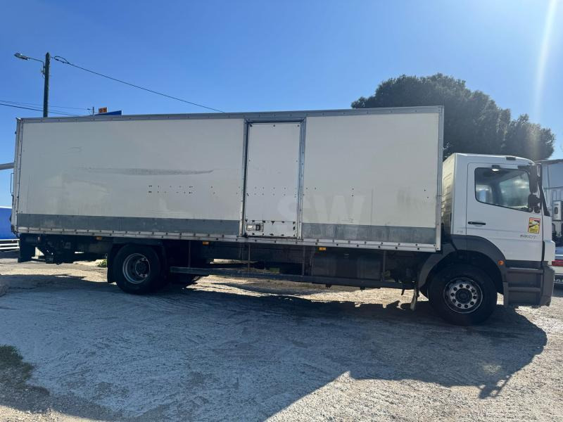 Mercedes Axor 1828 - Box truck: picture 5 Mercedes Axor 1828 - Box truck: picture 5